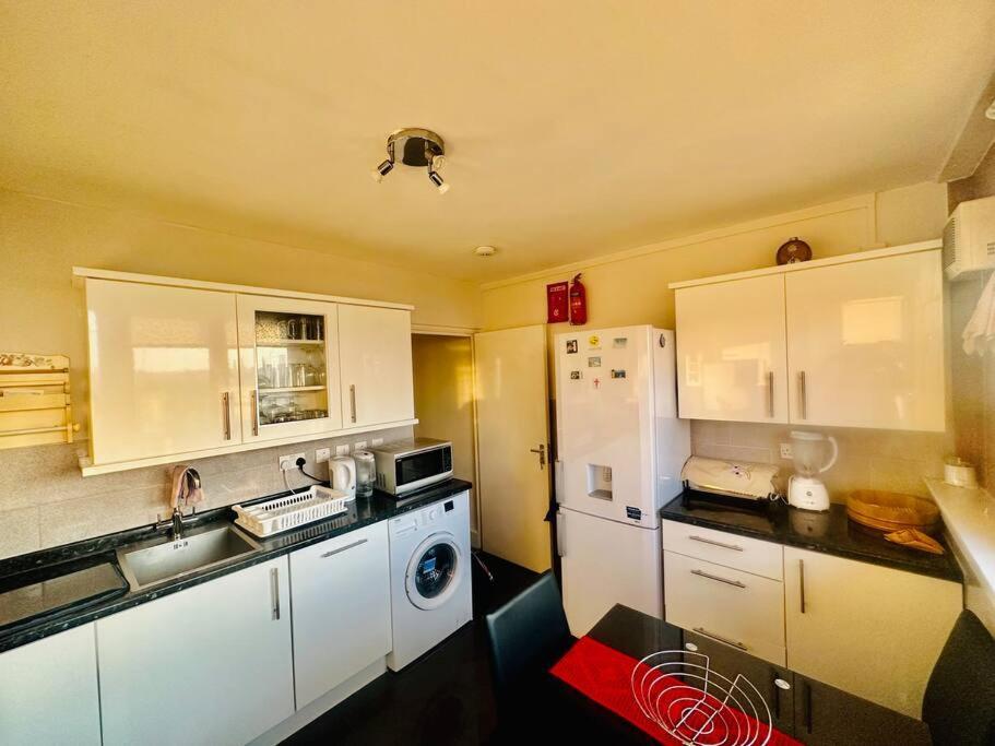 3 Bed Sky Apartment Se15 Peckham London Kültér fotó